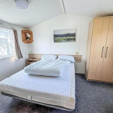6 Berth Staycation Caravan Nearby Clacton-On-Sea In Essex Ref 26254E Clacton-on-Sea Exterior foto