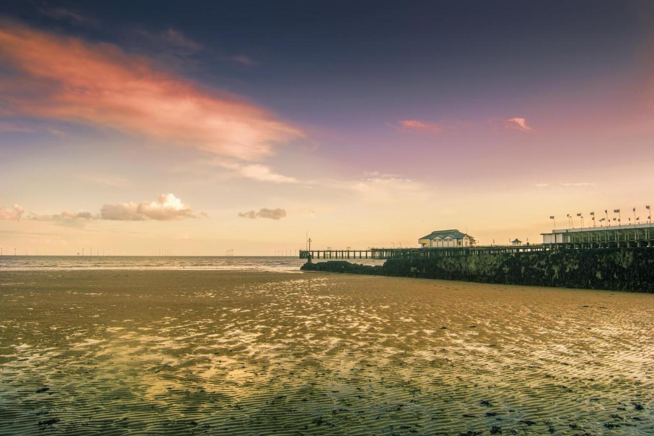 6 Berth Staycation Caravan Nearby Clacton-On-Sea In Essex Ref 26254E Clacton-on-Sea Exterior foto